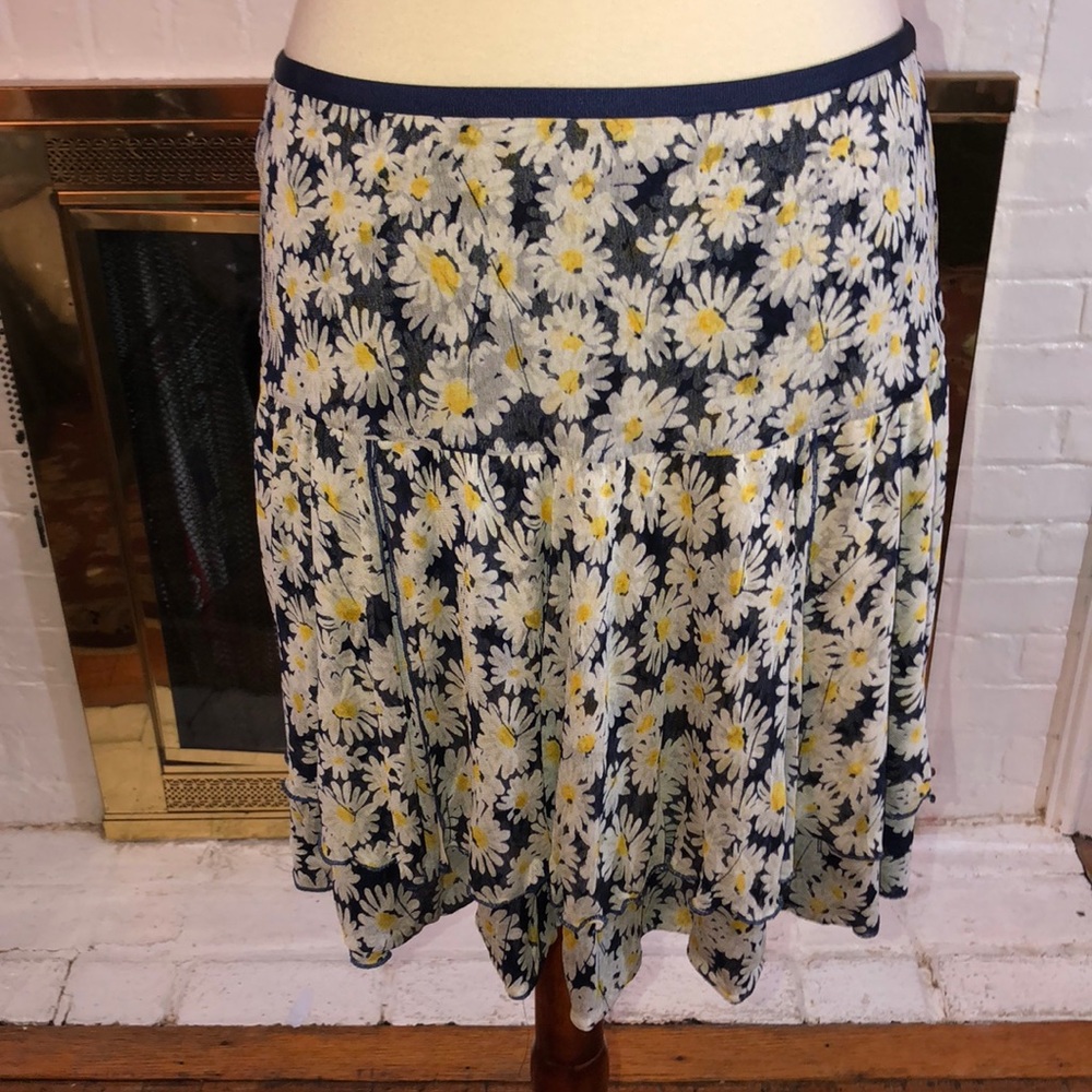 🌻Beautiful Skirt by Diane Von Furstenberg Pompei
